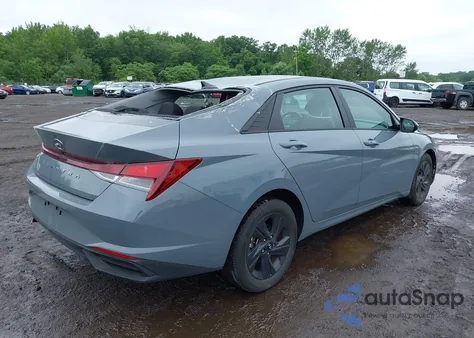 2021 Hyundai Elantra Sel from USA, damaged, VIN KMHLS4AG9MU195388